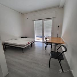 Stanza in grande appartamento rovigo