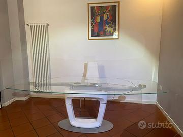 Tavolo Calligaris in cristallo temperato