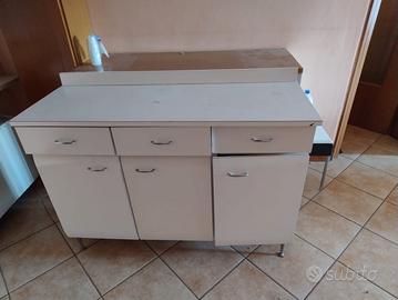 Consegna mobili