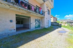 MAGAZZINO A SAVIGNONE