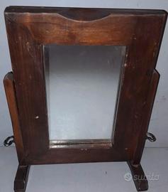 Porta fotografia in noce con specchio. H30x28Lx11P