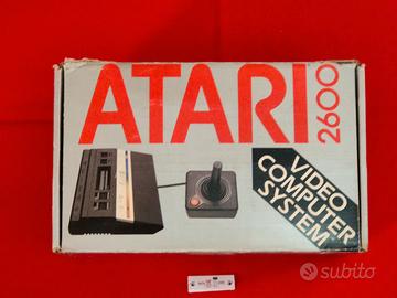 Atari 2600 completo con 2 Joypad e 2 giochi