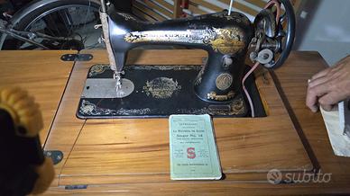 Macchina da cucire d'epoca Singer Mod. 15 (1921)