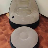 Poltrona lounge con poggiapiedi gonfiabile