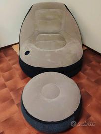 Poltrona lounge con poggiapiedi gonfiabile