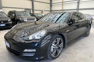 Porsche Panamera 4s