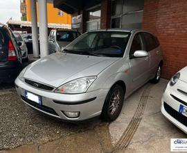 FORD - Focus - 1.6i 16V 5p. Ambiente