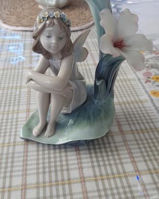 scultura in porcellana Lladro'