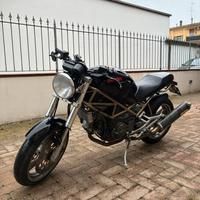 Ducati Monster 750