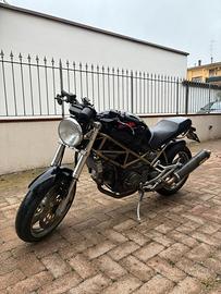 Ducati Monster 750