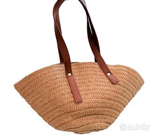 Borsa estiva in paglia