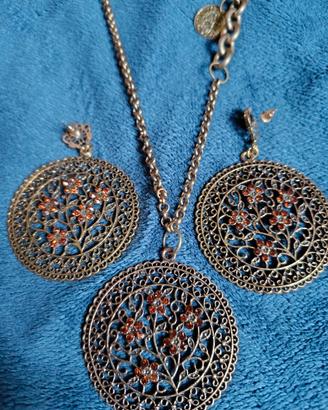 Parure collana ed orecchini