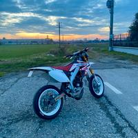 HM 50 (73) motard anno 2016