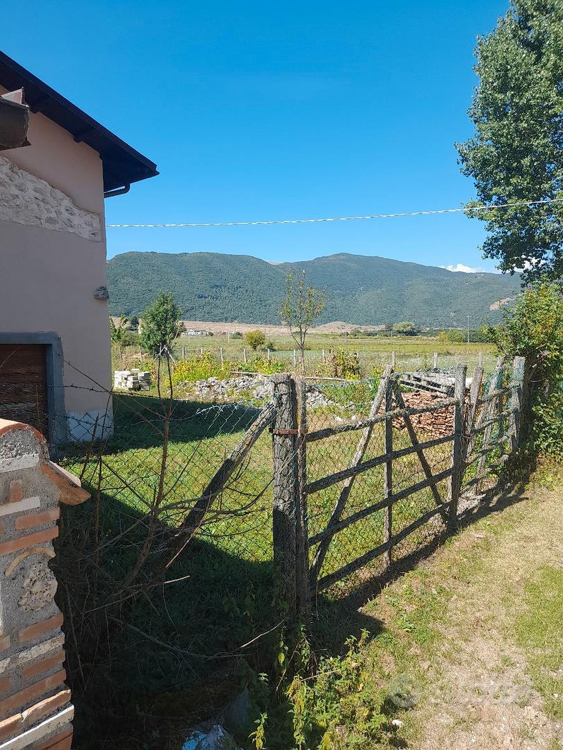 CASA E TERRENO - Vista 2