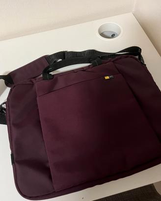 Custodia Case Logic per Laptop