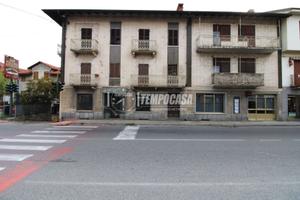 Stabile - Palazzo a Trana Via Roma 14 locali