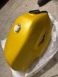 Serbatoio Moto Guzzi  v7 2022