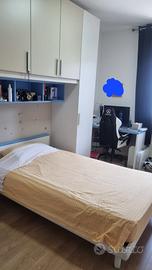 Letto una piazza e mezzo + armadio