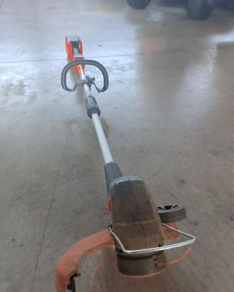 Decespugliatore/Multifunzione Husqvarna 110iL 36V