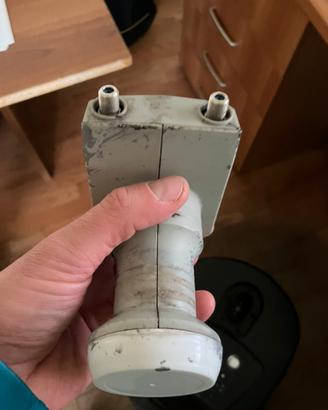 LNB twin SCR per parabola satellitare