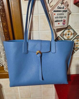 borsa pari a nuova Coccinelle