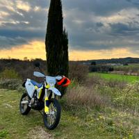 Husqvarna 701 enduro
