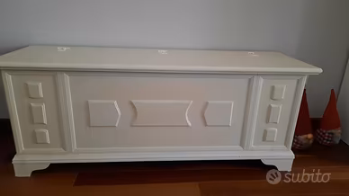 Cassapanca in legno