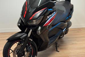 Yamaha xmax 250
