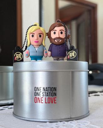 2 chiavette USB con confezione,  Radio Deejay
