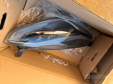 Faro anteriore Destro Ford Fiesta St mk8 Full Led