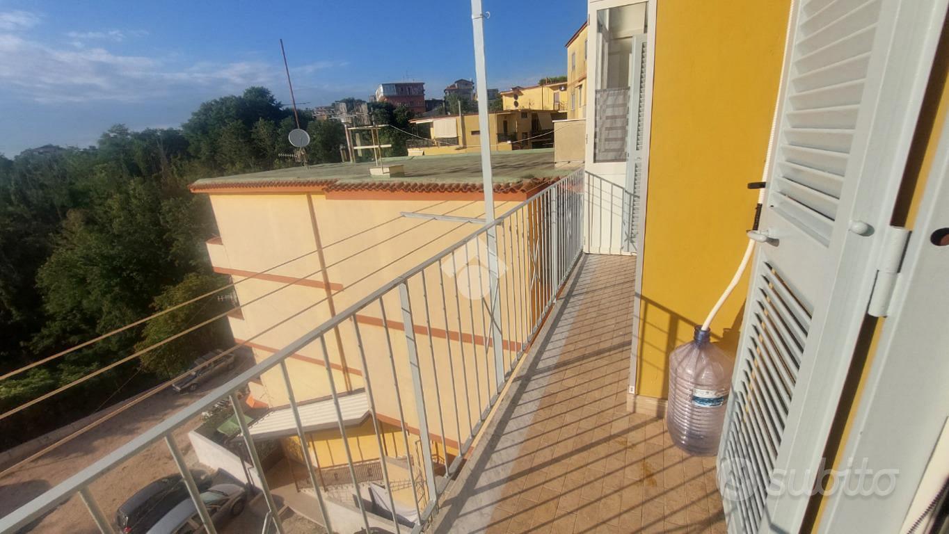 3 LOCALI A MARANO DI NAPOLI - Vista 3