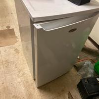 Congelatore verticale 5 cassetti HAIER HF 113 a