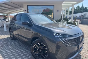 PEUGEOT 3008 HYBRID GT LINE