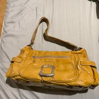 Borsa vernice cammello Maeni Parma