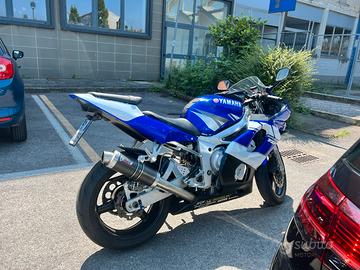 Yamaha Yzf R6