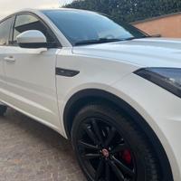 Jaguar E-Pace R-Dynamic  180 Cv SE