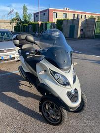 MP3 500 LT Business Bianco Abs Asr