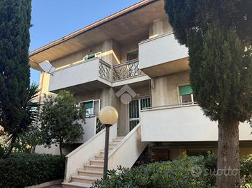 3 LOCALI A ALBA ADRIATICA