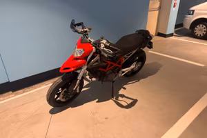 Ducati Hypermotard 1100