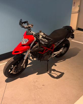Ducati Hypermotard 1100