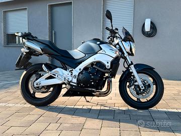 Suzuki GSR 600