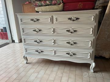 Cassettiera in stile Shabby