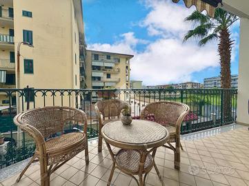 VILLA A SCHIERA A ORTA DI ATELLA