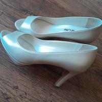 Scarpe avorio con tacco n° 36