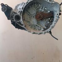 Cambio Toyota Avensis 2.2 D 6M anno 2006