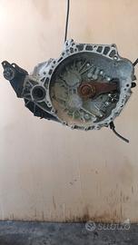 Cambio Toyota Avensis 2.2 D 6M anno 2006