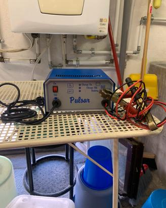 Carica batteria auto