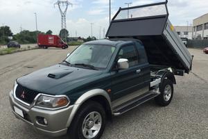 Mitsubishi L200 2.5 TDI 4WD Club Cab Pick-up GLS