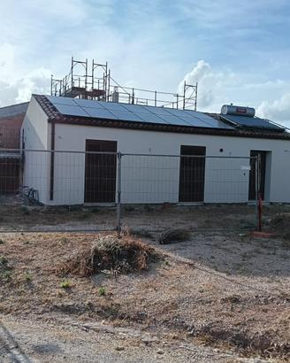 Terreno con uliveto e 2 fabbricati