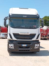 Iveco Stralis 460 (2017) + Semirimorchio